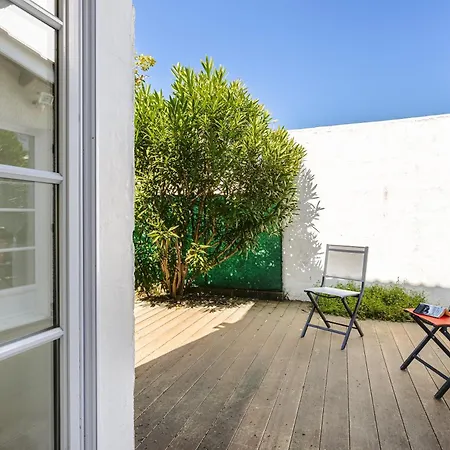 Maison A 4 Min Du Marche Et Plages 펜션